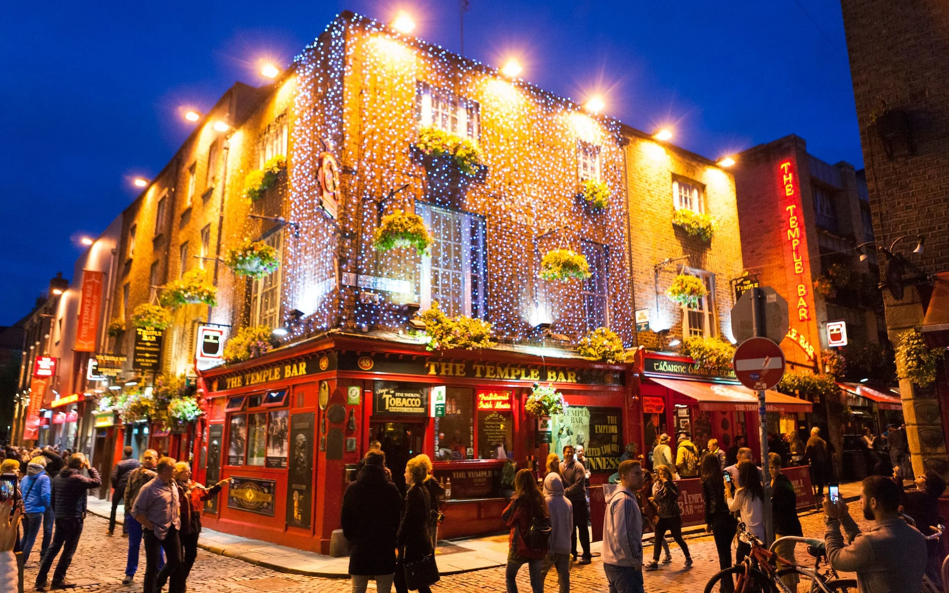 Christmas in Dublin Temple Bar