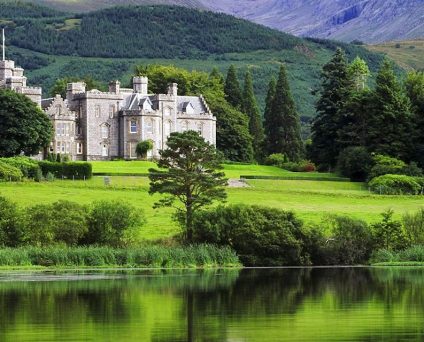 Inverlochy Castle_Scotland_Ireland Chauffeur Travel